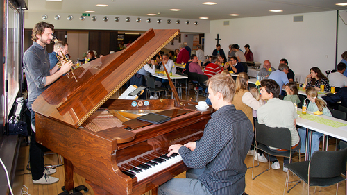 Jazz-Brunch im Göfner Carl-Lampert-Saal am 6. April 2025 / Richard Sonderegger, A-6811 Göfis, Richard Sonderegger, 6811 Goefis